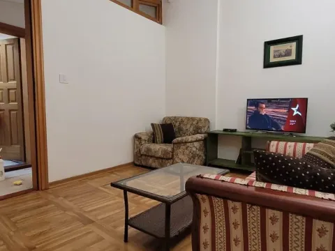 Prodaja, četvorosoban stan, 94m², Vračar Hram, Vračar Sve Podlokacije - image 11