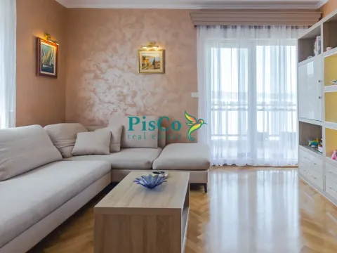 Rent, two bedroom apartment, 88m², City Kvart, Podgorica - image 7