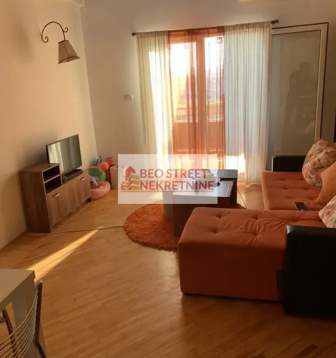 Prodaja, trosoban stan, 58m², Lazarevac, Beograd