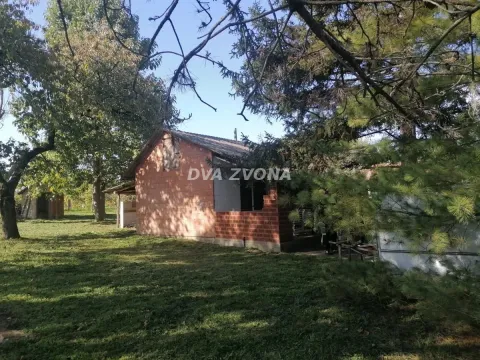 Sale, house, 40m², Bečej, Novi Sad