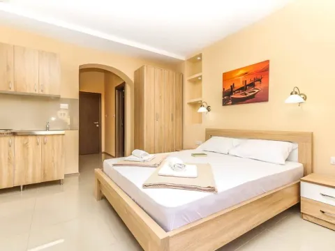 Sale, hospitality venue, 450m², Petrovac, Budva - image 22