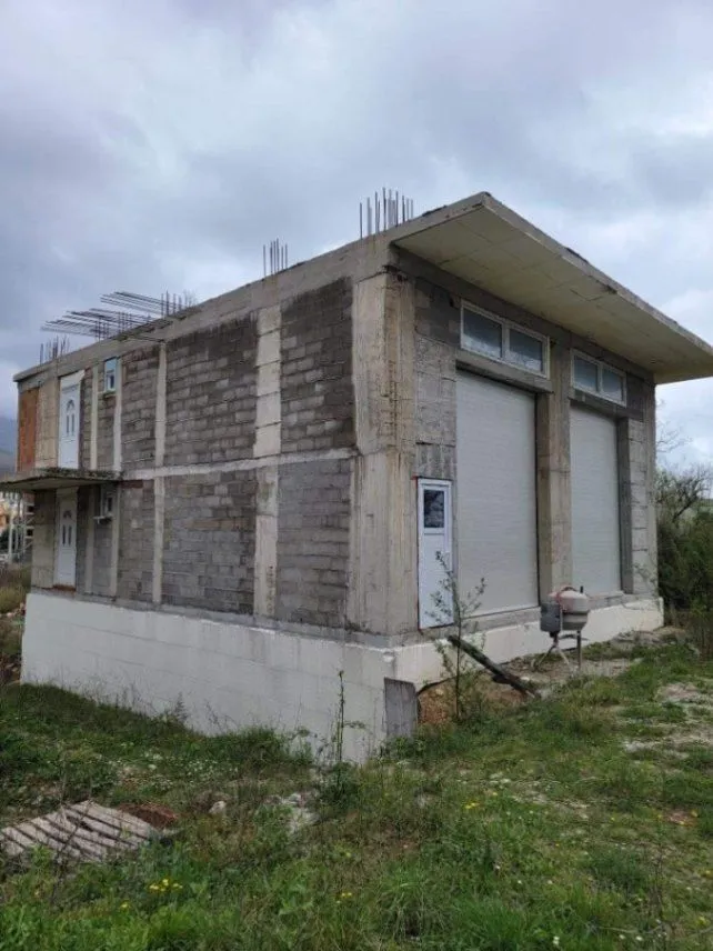Sale, house, 275m², Sutomore, Bar