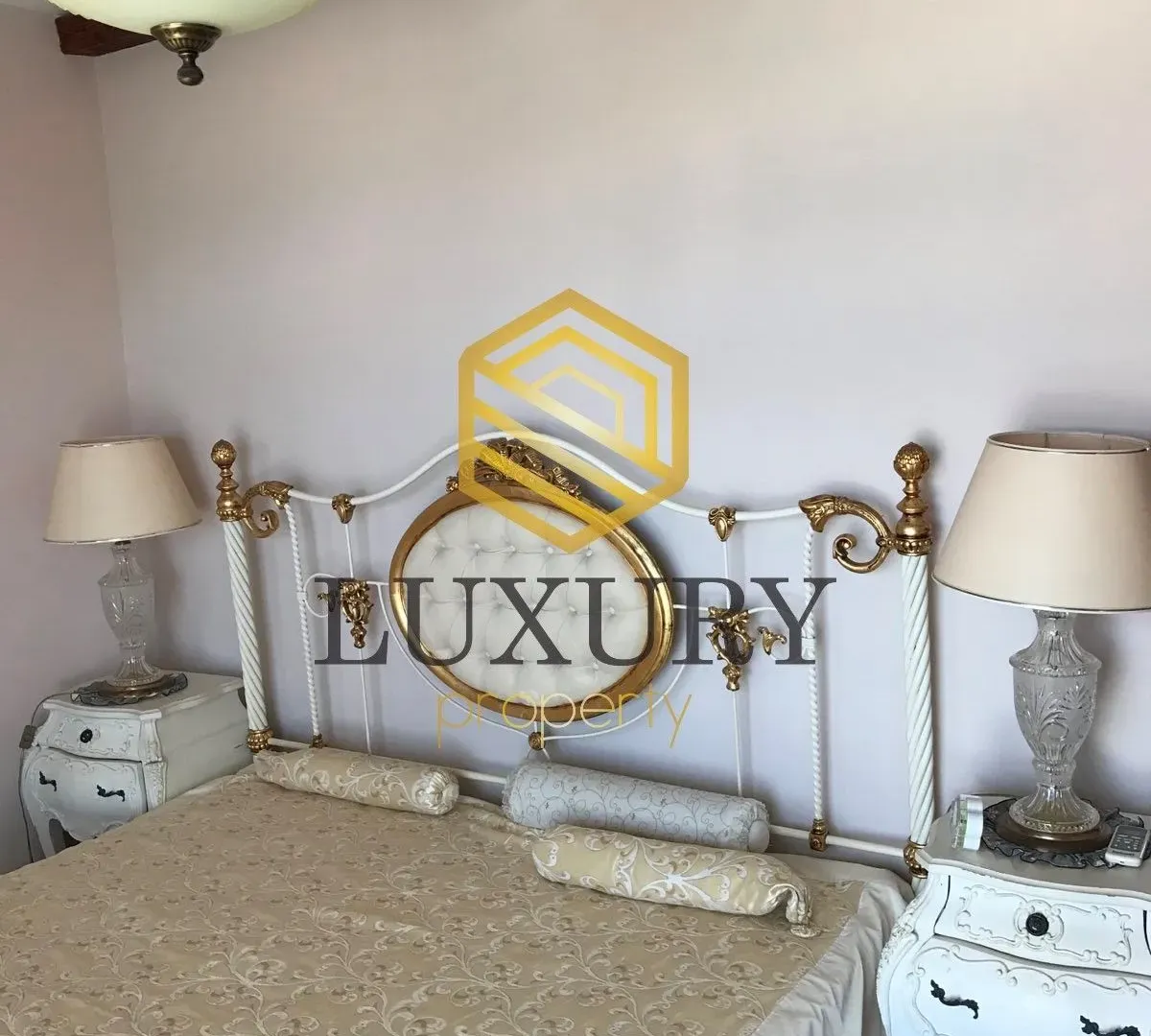 Rent, house, 230m², Bečići, Budva