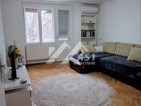 Izdavanje, dvosoban stan, 50m², Adamovićevo Naselje, Novi Sad Sve Podlokacije - image 2