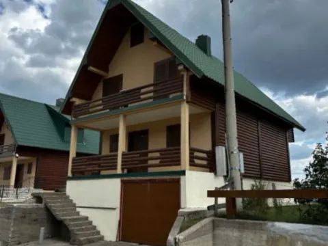 Prodaja, kuća, 200m², Motički gaj, Žabljak - image 2