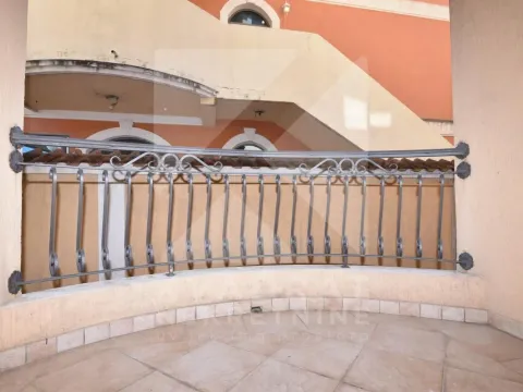 Izdavanje, četvorosoban stan, 150m², Stari Aerodrom, Podgorica - image 16