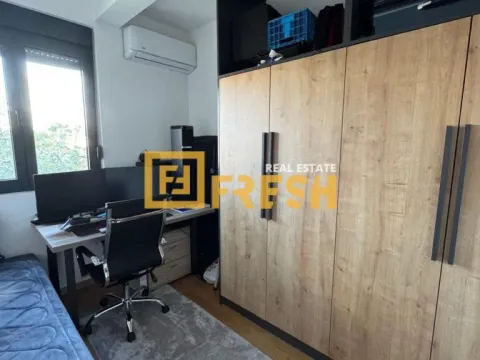 Prodaja, trosoban stan, 90m², Blok 9, Podgorica - image 12