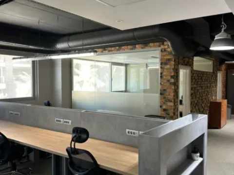 Izdavanje, poslovni prostor, 158m², Budva, Crna Gora - image 4