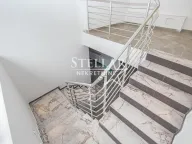 Rent, office space, 186m², Blok 9, Podgorica - image 5