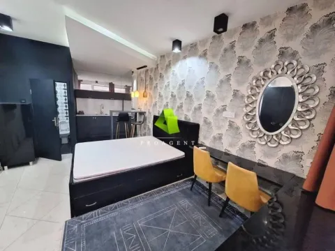 Sale, studio apartment, 22m², Centar, Niš