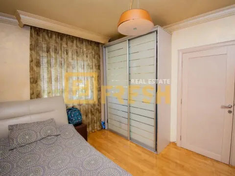 Prodaja, trosoban stan, 100m², Centar, Podgorica - image 11