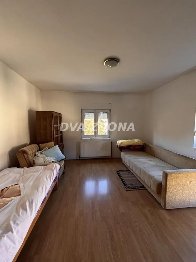 Prodaja, kuća, 167m², Sremska Kamenica, Petrovaradin