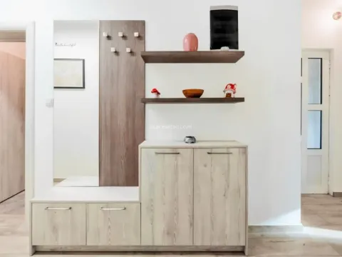 Rent, three bedroom apartment, 120m², Mrčevac, Tivat - image 9