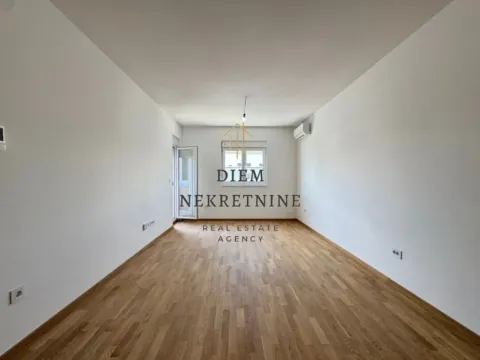 Izdavanje, jednosoban stan, 45m², Stari Aerodrom, Podgorica - image 2