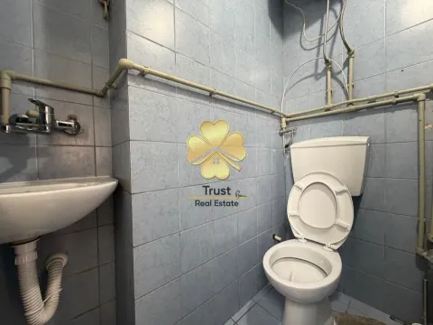 Rent, office space, 43m², Stari Aerodrom, Podgorica - image 4