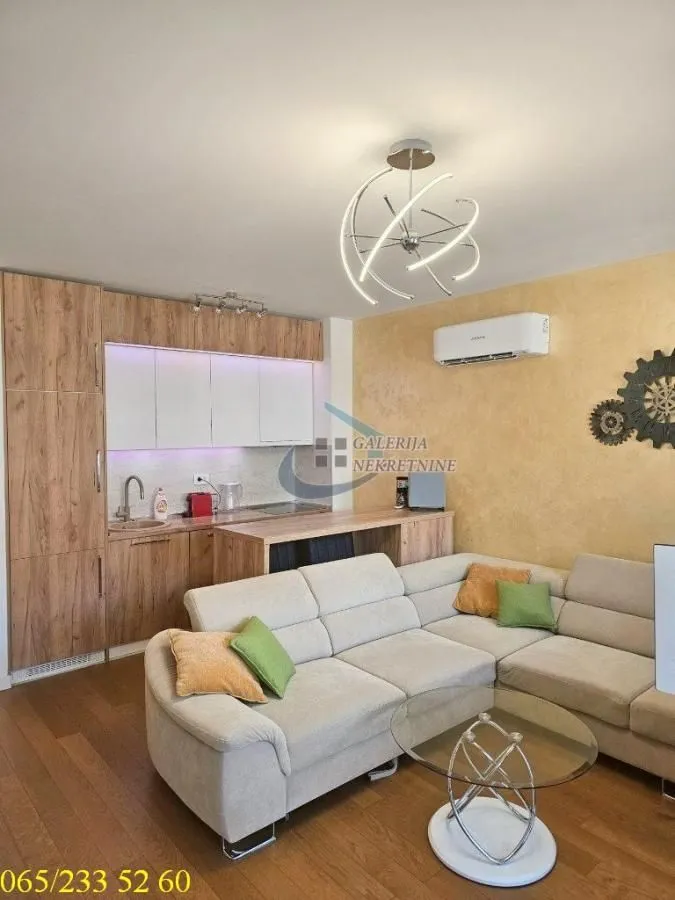 Sale, one bedroom apartment, 40m², Stari Grad, Beograd