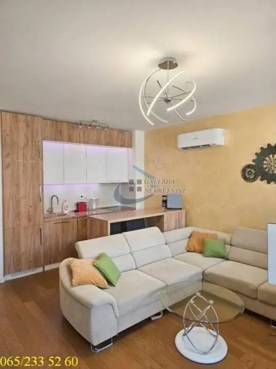 Prodaja, jednosoban stan, 40m², Stari Grad, Beograd