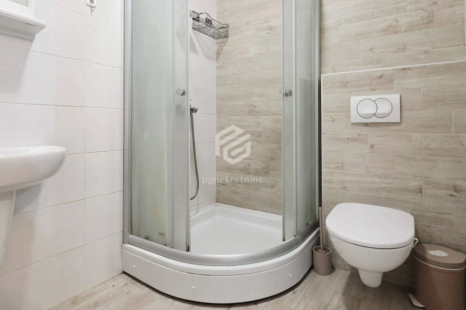 Rent, two bedroom apartment, 64m², City Kej, Podgorica