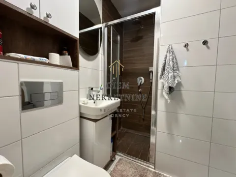 Izdavanje, jednosoban stan, 40m², Tološka šuma, Podgorica - image 5