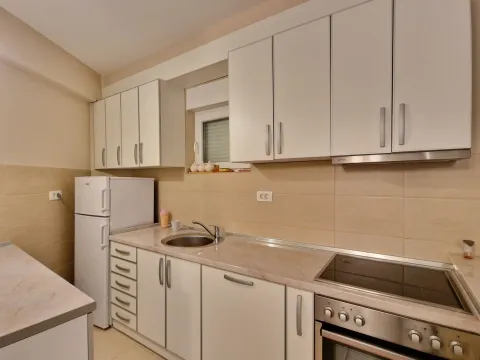 Izdavanje, jednosoban stan, 58m², Prijevor, Budva - image 2