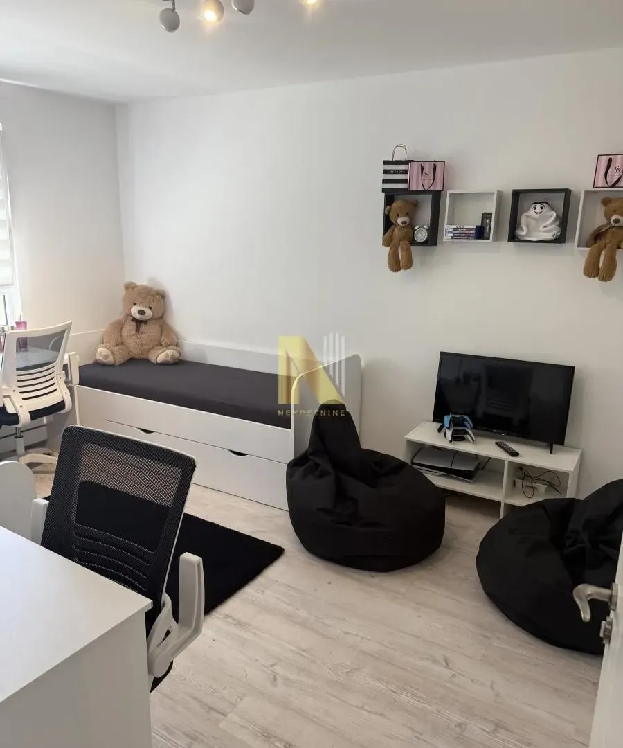 Prodaja, dvosoban stan, 55m², Sajmište, Novi Sad