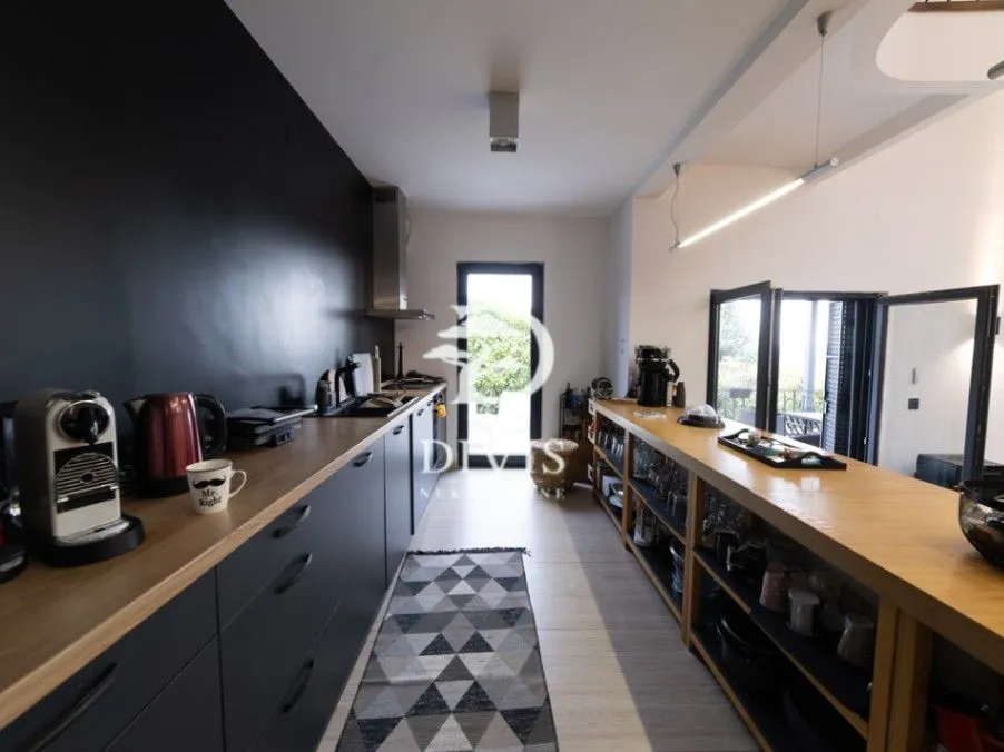 Prodaja, kuća, 269m², Koraćica, Mladenovac