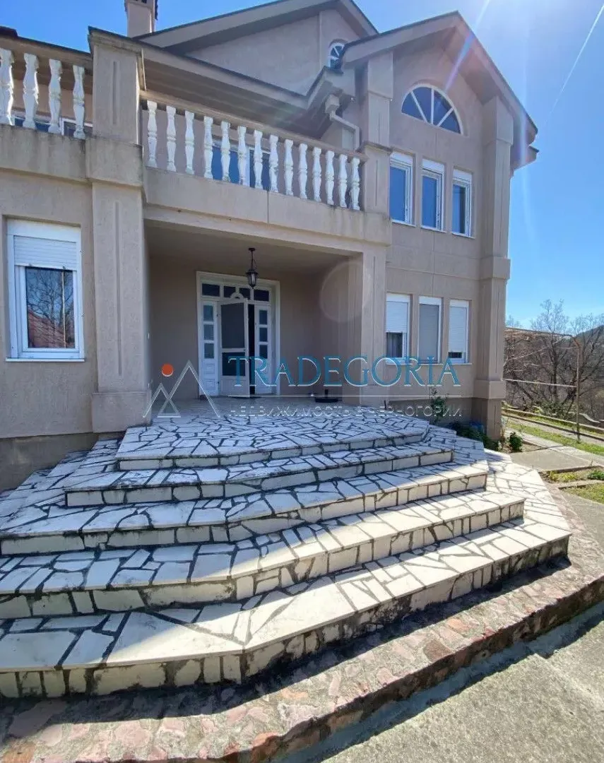 Prodaja, kuća, 243m², Bar, Crna Gora