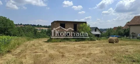 Zemljište in Parcani