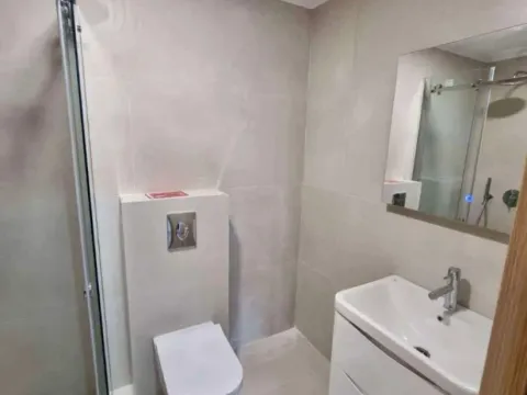 Izdavanje, dvosoban stan, 55m², City Kvart, Podgorica - image 8