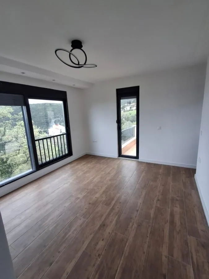 Sale, house, 180m², Maine, Budva