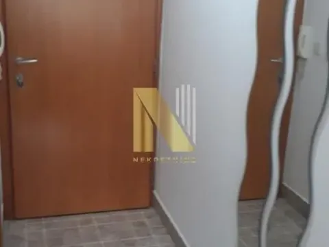 Izdavanje, garsonjera, 33m², Centar, Novi Sad - image 7