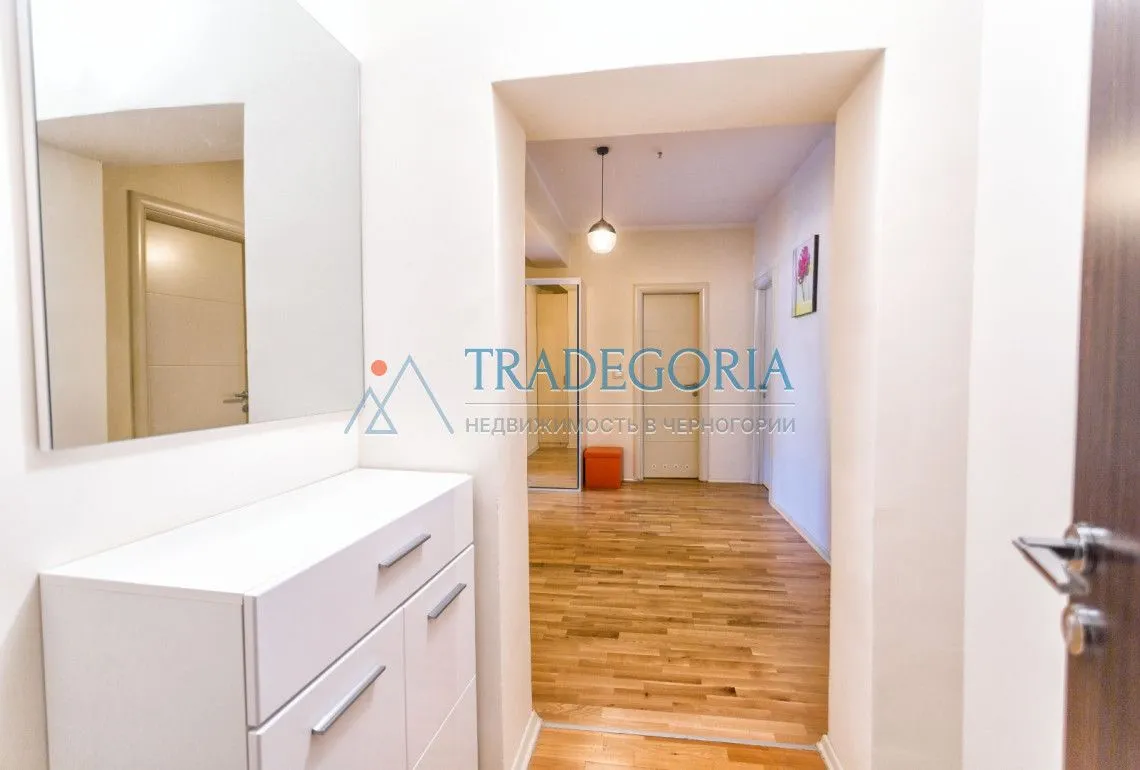 Prodaja, dvosoban stan, 71m², Budva, Crna Gora