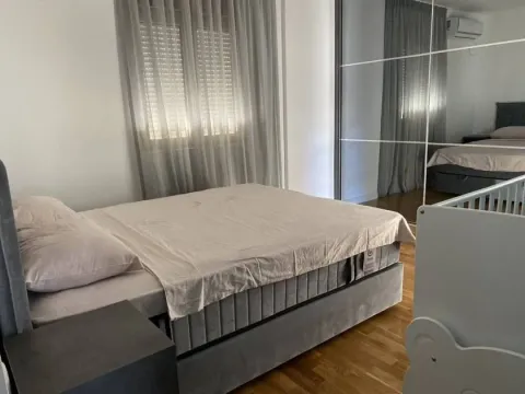 Rent, apartment, 80m², Bečići, Budva - image 3