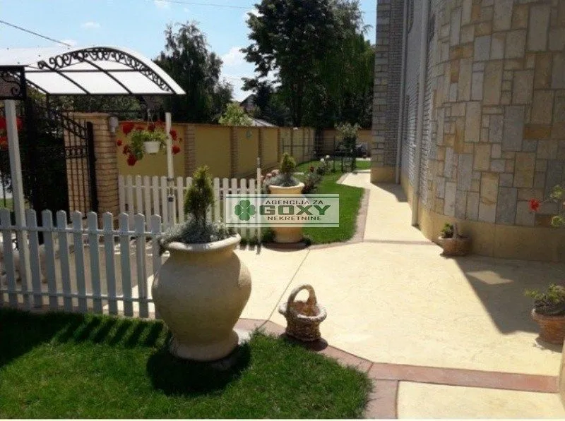 Prodaja, kuća, 650m², Altina, Beograd