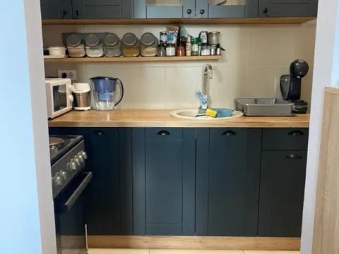 Prodaja, dvosoban stan, 40m², Adamovićevo Naselje, Novi Sad Sve Podlokacije - image 12