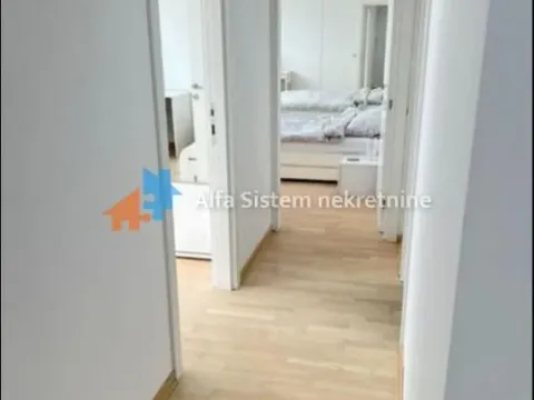 Izdavanje, četvorosoban stan, 100m², Banovo Brdo, Beograd - image 12