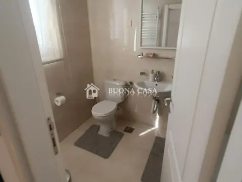 Sale, three bedroom apartment, 87m², Južni Bulevar, Vračar Sve Podlokacije - image 8