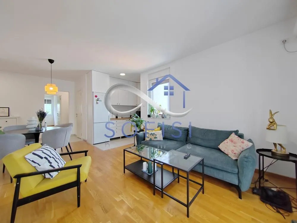 Prodaja, trosoban stan, 63m², Salajka, Novi Sad Sve Podlokacije