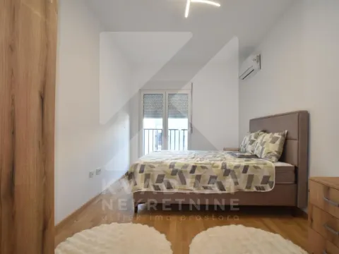 Rent, two bedroom apartment, 68m², Stara Varoš, Podgorica - image 5