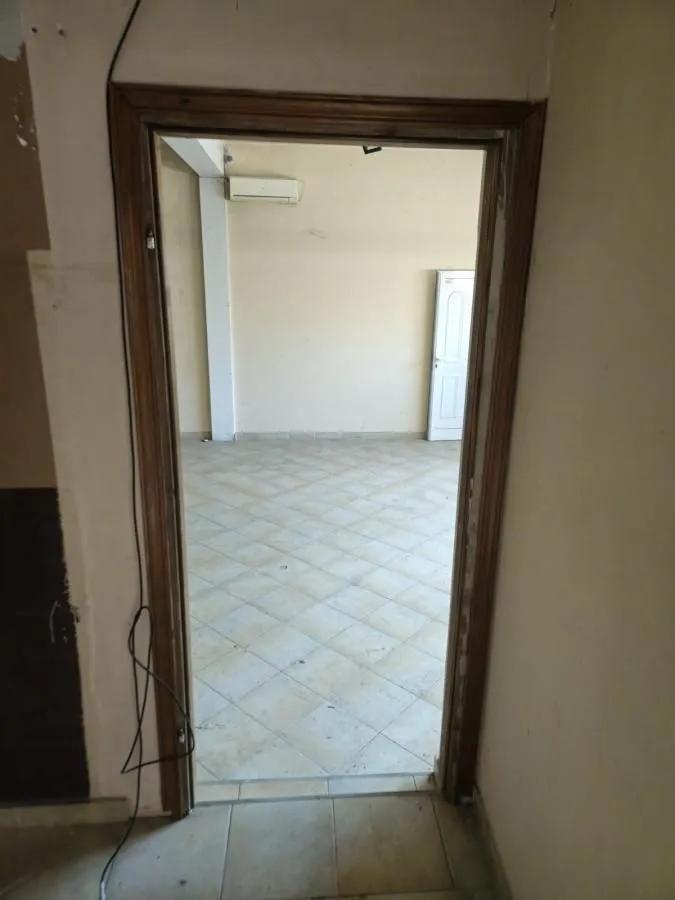 Rent, office space, 1000m², Dušanovac, Voždovac Sve Podlokacije