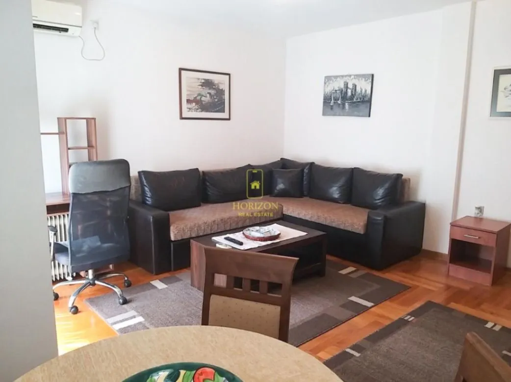 Prodaja, jednosoban stan, 41m², Drač, Podgorica