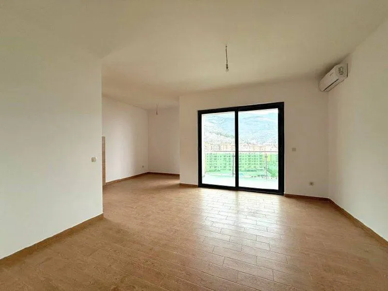 Prodaja, dvosoban stan, 63m², Bečići, Budva