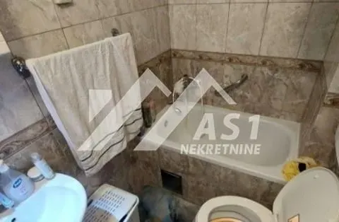 Izdavanje, dvosoban stan, 42m², Sajam, Novi Sad Sve Podlokacije - image 8