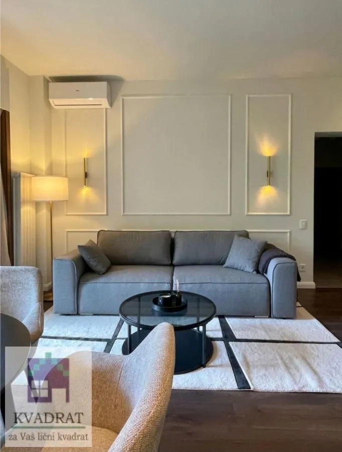 Prodaja, stan, 85m², Centar, Novi Sad