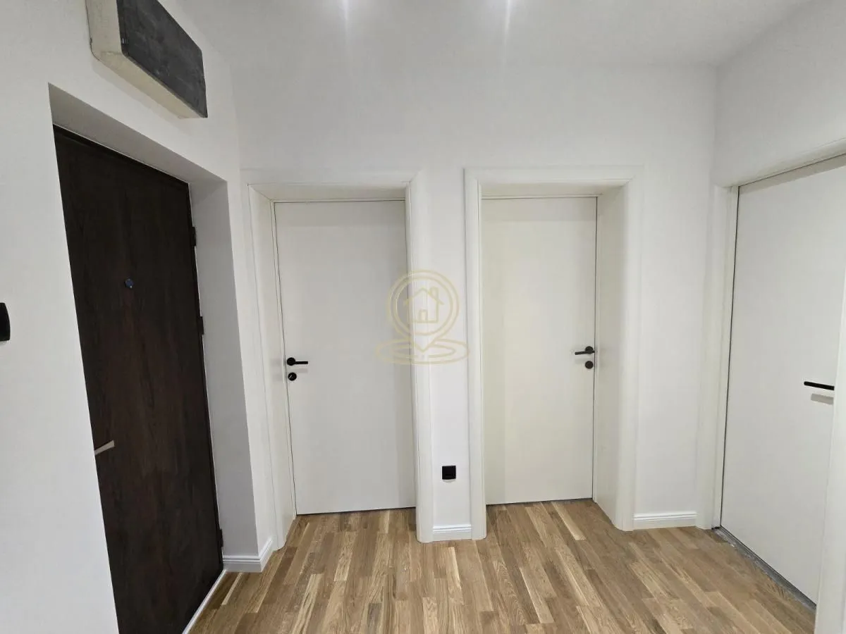 Prodaja, trosoban stan, 67m², Centar, Kraljevo