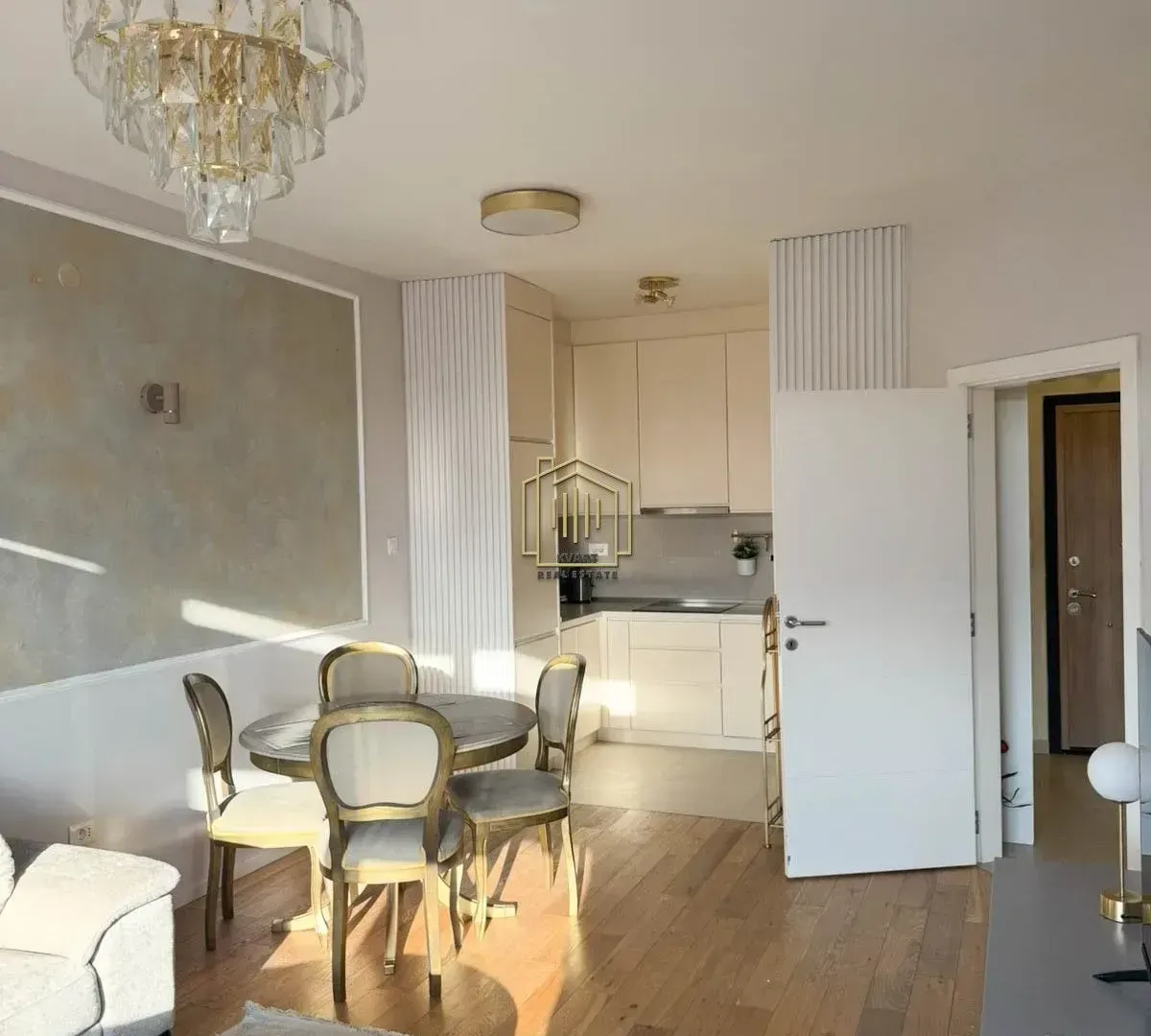 Izdavanje, jednosoban stan, 47m², Vezirov Most, Podgorica