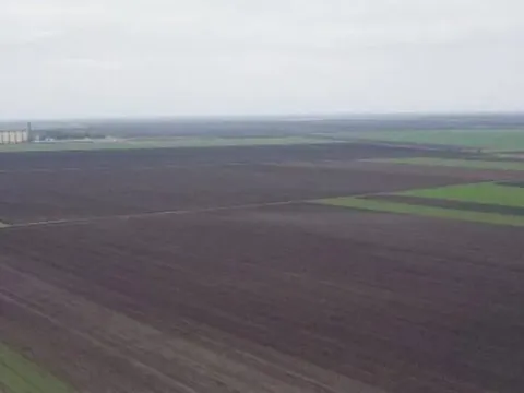 Zemljište in Novi Karlovci