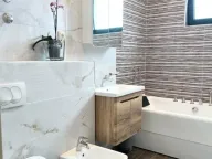 Prodaja, dvosoban stan, 81m², Bečići, Budva - image 6