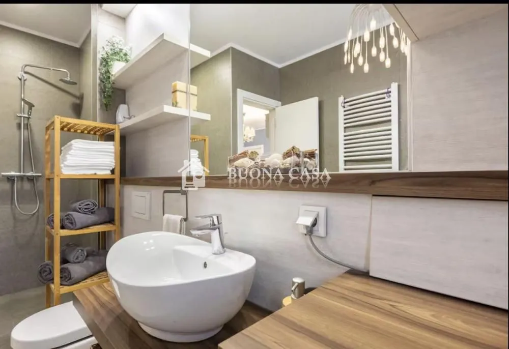 Prodaja, trosoban stan, 80m², Stari Grad, Beograd
