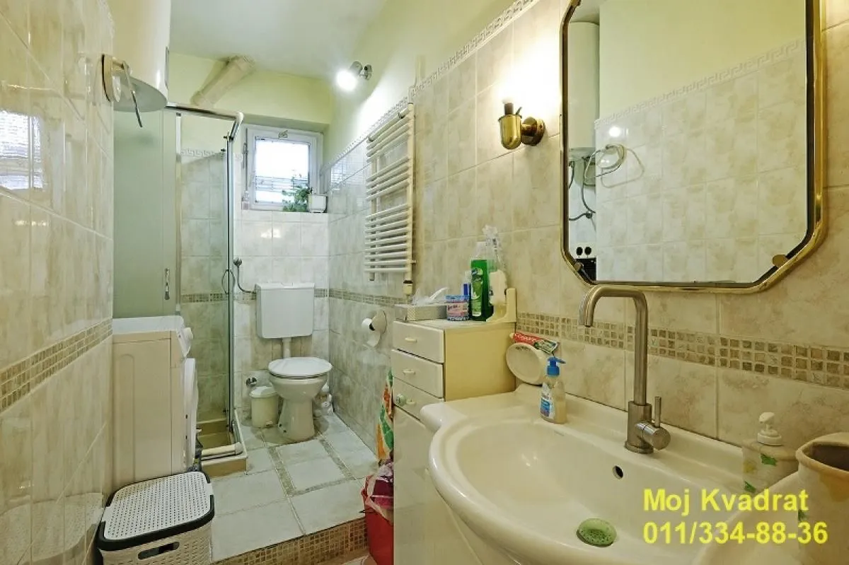 Sale, two bedroom apartment, 65m², Južni Bulevar, Vračar Sve Podlokacije